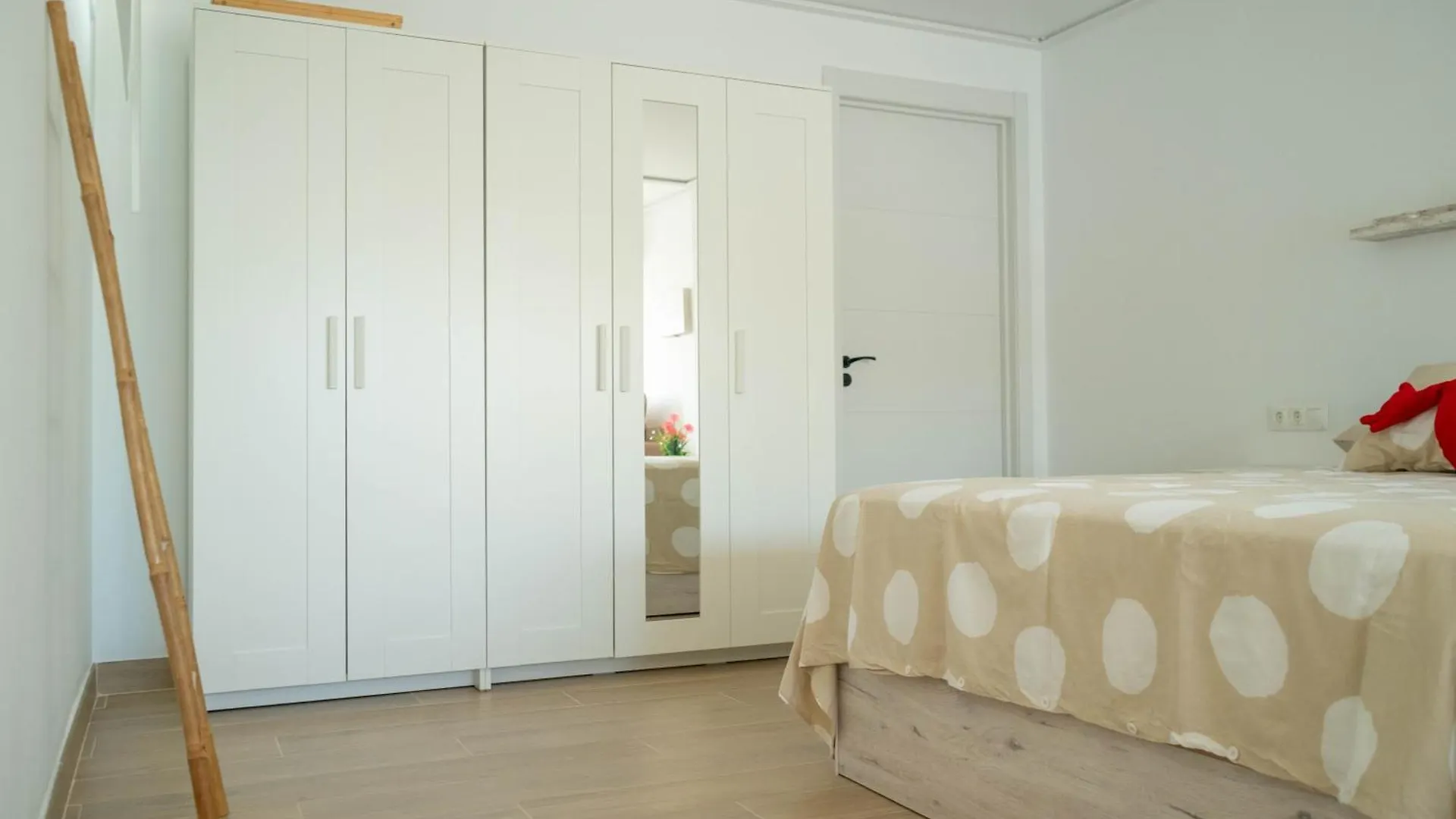 5 Apartamentos Independientes En Villas Costa Del Sol 度假居