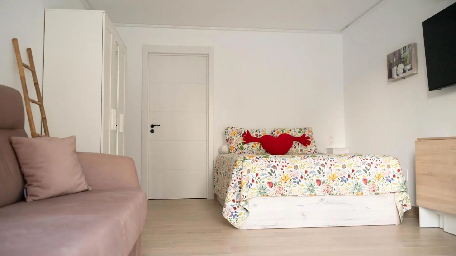 5 Apartamentos Independientes En Villas Costa Del Sol 度假居 贝纳哈拉菲